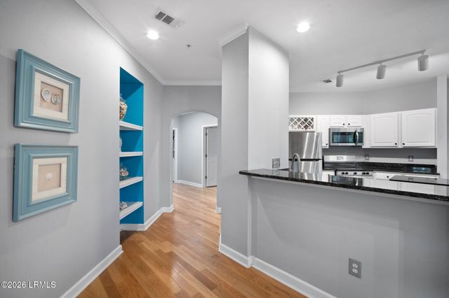 4 Indigo Run Dr Apt 1320, Hilton Head Island, SC 29926