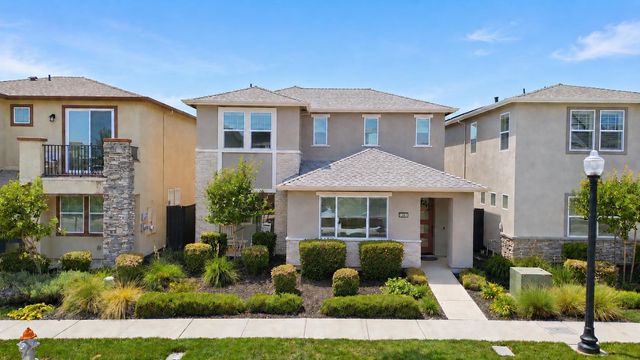 2861 Honey Opal Ave, Sacramento, CA 95833