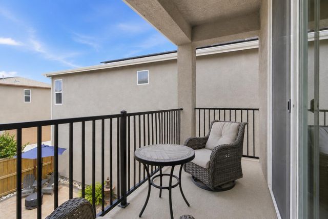 2861 Honey Opal Ave, Sacramento, CA 95833