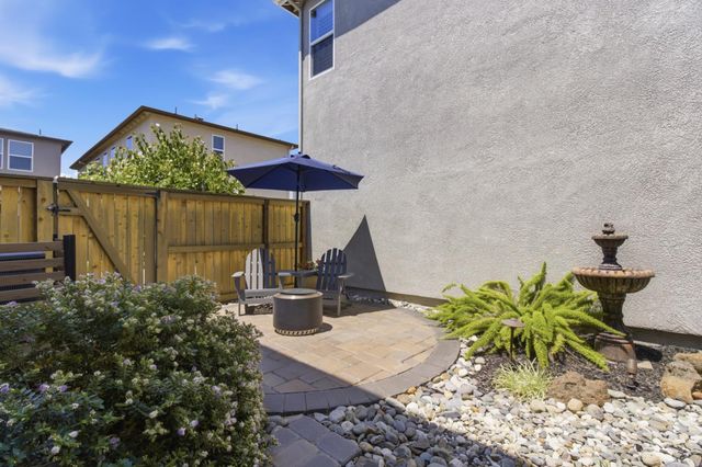 2861 Honey Opal Ave, Sacramento, CA 95833