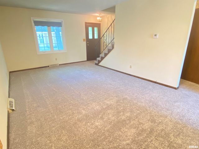 900 S Durkin Dr Unit 12, Springfield, IL 62704