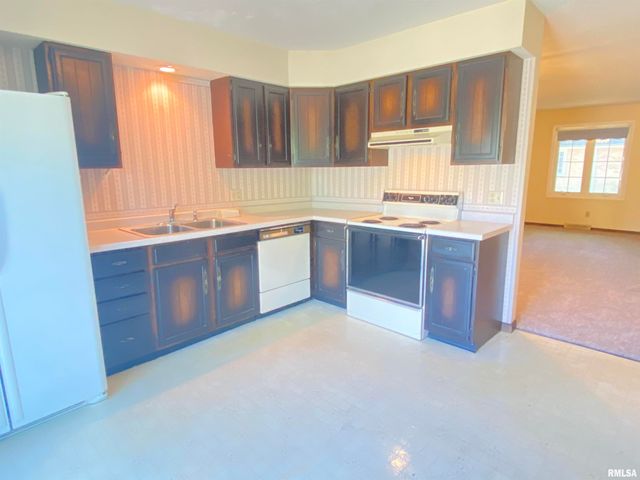 900 S Durkin Dr Unit 12, Springfield, IL 62704