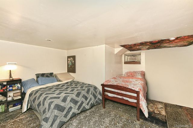 175 Woods Road, North Babylon, NY 11703