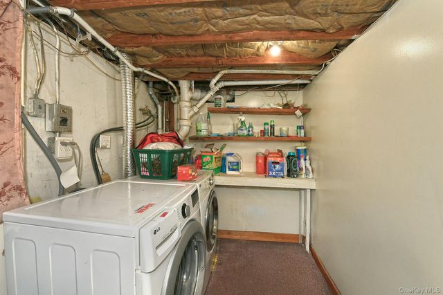 175 Woods Road, North Babylon, NY 11703