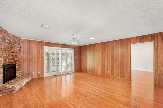 1230 Jacob Ln, Carmichael, CA 95608