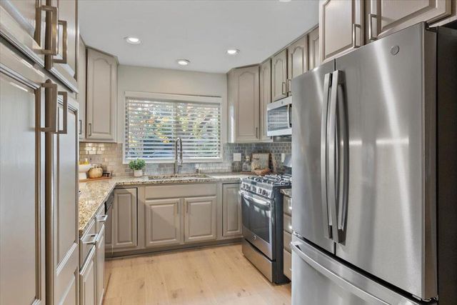 167 Las Astas Drive, Los Gatos, CA 95032