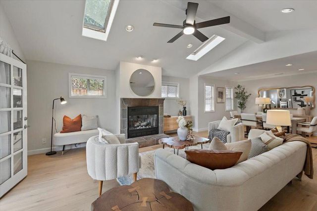 167 Las Astas Drive, Los Gatos, CA 95032