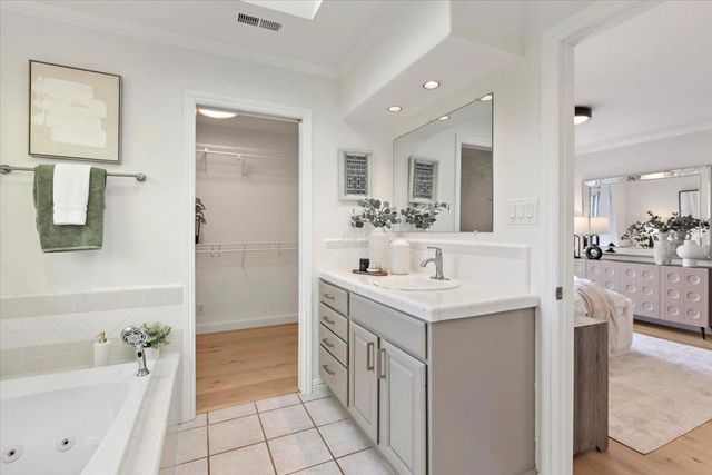 167 Las Astas Drive, Los Gatos, CA 95032