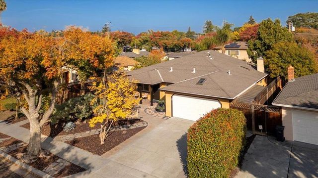 167 Las Astas Drive, Los Gatos, CA 95032