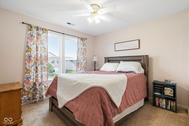 3720 Indigo Blue Boulevard, Whitestown, IN 46075