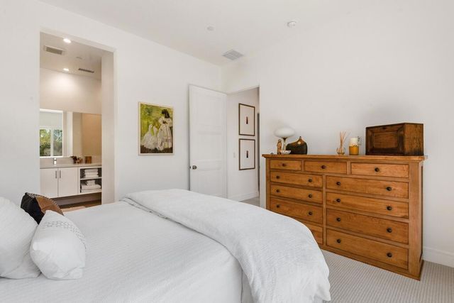 423 Fountain Drive, Palm Springs, CA 92262