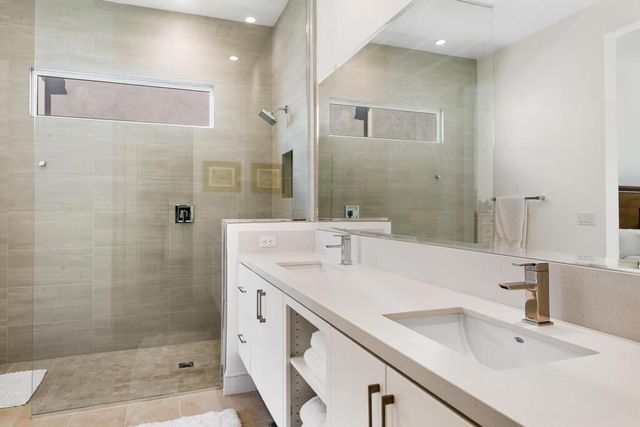 423 Fountain Drive, Palm Springs, CA 92262