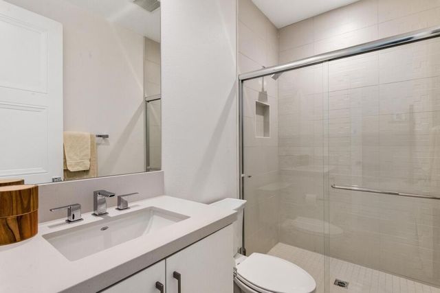 423 Fountain Drive, Palm Springs, CA 92262