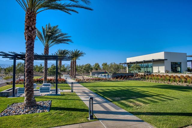 423 Fountain Drive, Palm Springs, CA 92262