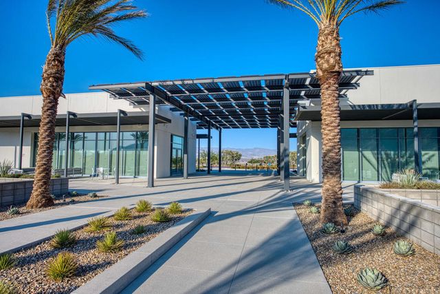 423 Fountain Drive, Palm Springs, CA 92262