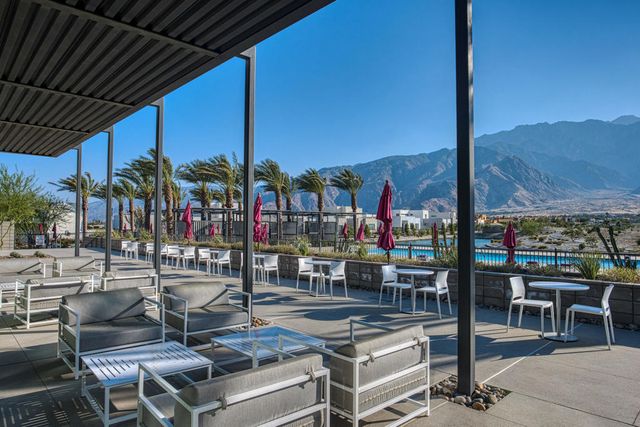 423 Fountain Drive, Palm Springs, CA 92262