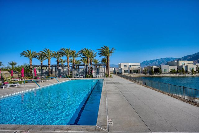 423 Fountain Drive, Palm Springs, CA 92262