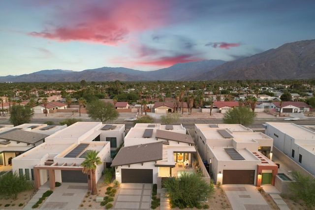 423 Fountain Drive, Palm Springs, CA 92262