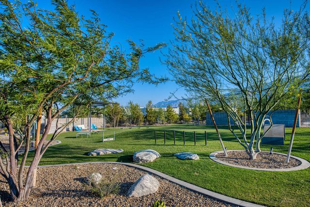 423 Fountain Drive, Palm Springs, CA 92262