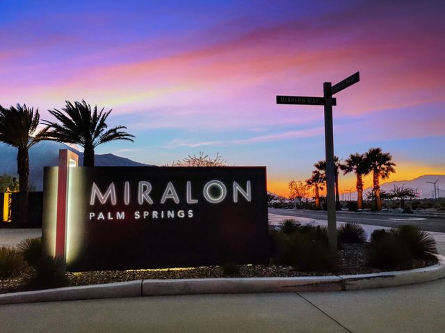 423 Fountain Drive, Palm Springs, CA 92262