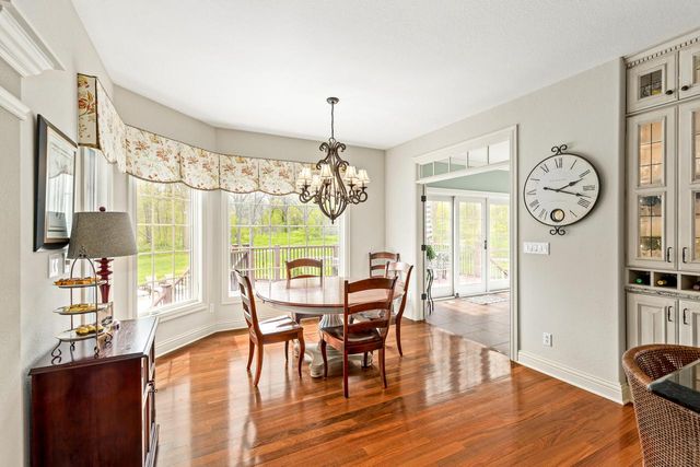 W210N5415 Carters Crossing CIRCLE, Menomonee Falls, WI 53051