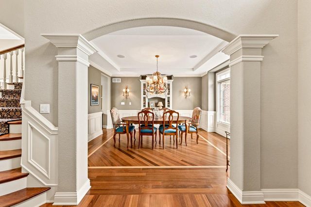 W210N5415 Carters Crossing CIRCLE, Menomonee Falls, WI 53051