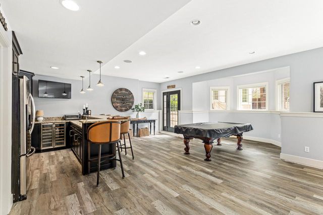 W210N5415 Carters Crossing CIRCLE, Menomonee Falls, WI 53051