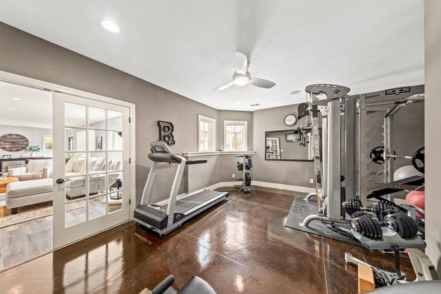 W210N5415 Carters Crossing CIRCLE, Menomonee Falls, WI 53051