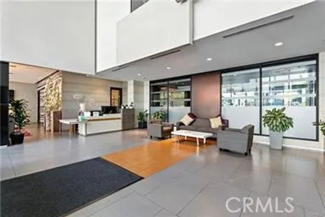 1234 Wilshire 425, Los Angeles, CA 90017