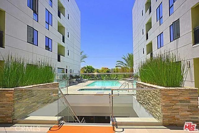 1234 Wilshire 425, Los Angeles, CA 90017