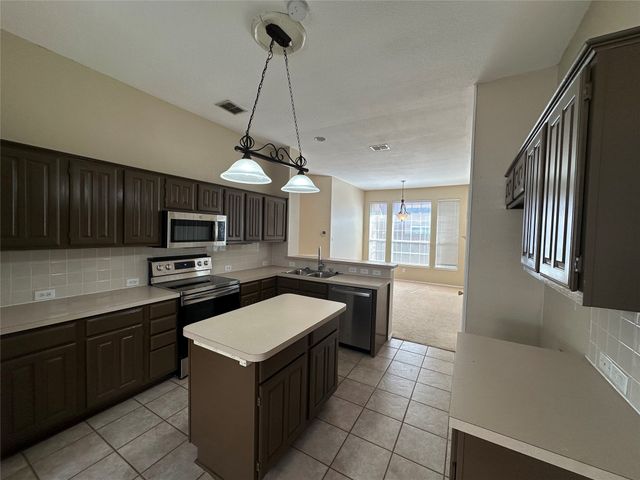 10701 Nashville Drive, Frisco, TX 75035