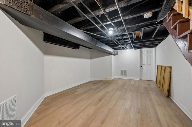 5512 MASTER ST, Philadelphia, PA 19131