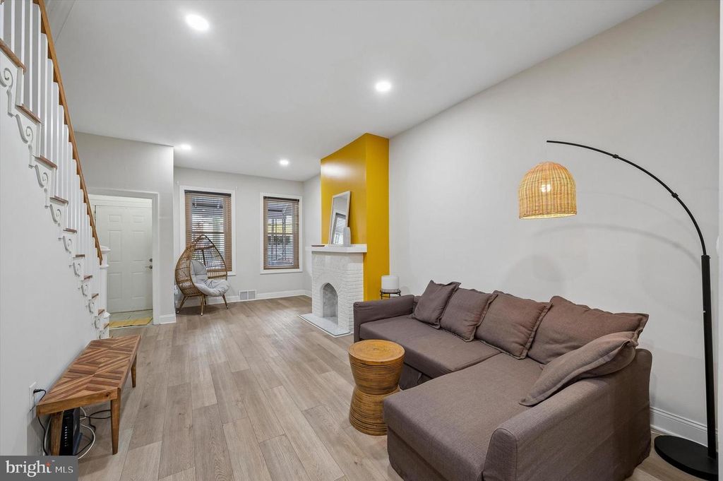 5512 MASTER ST, Philadelphia, PA 19131