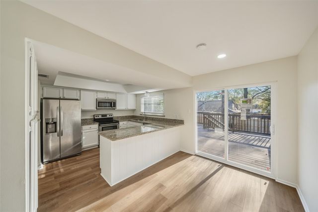 3018 Sycamore Springs Drive, Kingwood, TX 77339