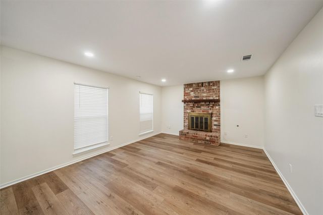 3018 Sycamore Springs Drive, Kingwood, TX 77339