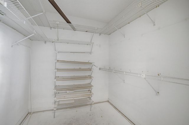 600 Three Islands Boulevard 121, Hallandale Beach, FL 33009