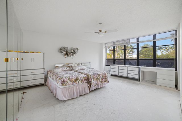 600 Three Islands Boulevard 121, Hallandale Beach, FL 33009