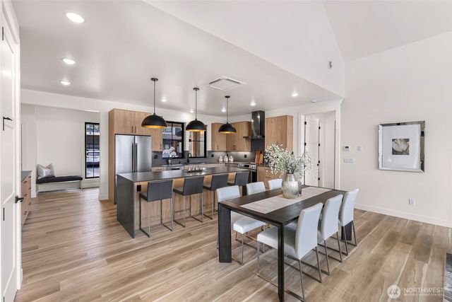 231 Skipping Stone Loop, Lynden, WA 98264
