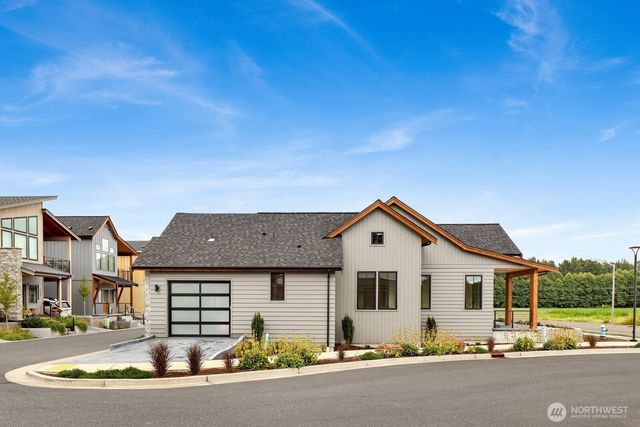 231 Skipping Stone Loop, Lynden, WA 98264