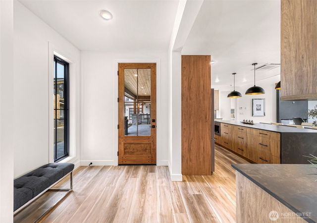 231 Skipping Stone Loop, Lynden, WA 98264