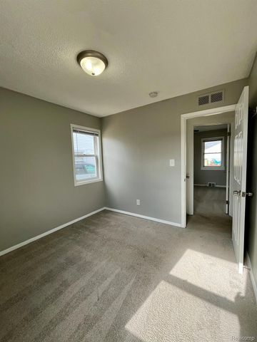3266 S STELLA, Trenton, MI 48183