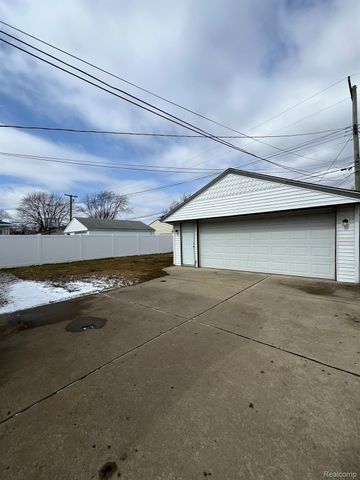 3266 S STELLA, Trenton, MI 48183