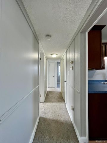 3266 S STELLA, Trenton, MI 48183