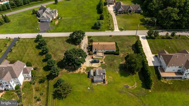 221 SHERWIN RD, Mullica Hill, NJ 08062