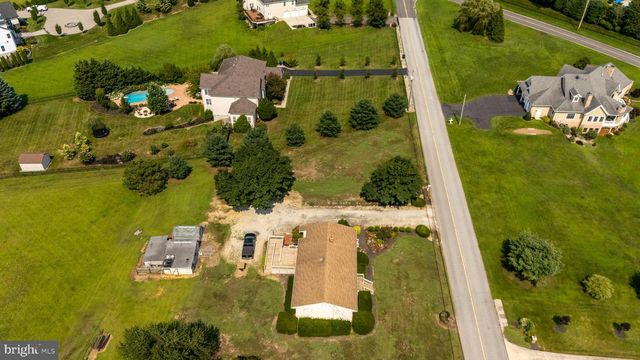 221 SHERWIN RD, Mullica Hill, NJ 08062