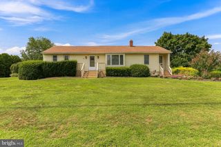 221 SHERWIN RD, Mullica Hill, NJ 08062