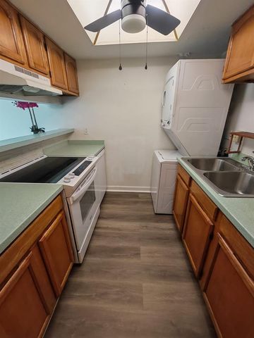 5820 N CHURCH AVENUE 112, Tampa, FL 33614
