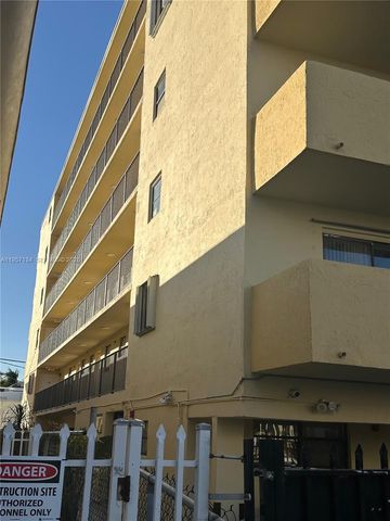 1334 Collins Ave 204, Miami Beach, FL 33139