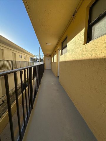 1334 Collins Ave 204, Miami Beach, FL 33139