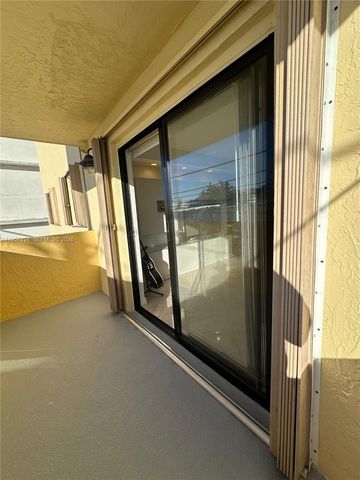 1334 Collins Ave 204, Miami Beach, FL 33139